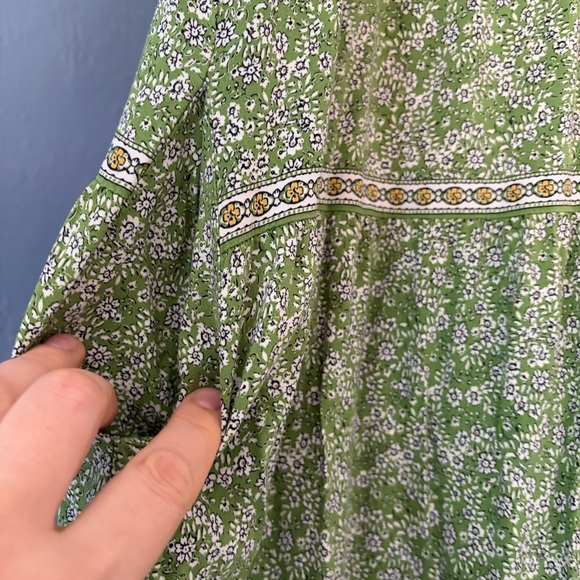 Max Studio Green and White‎ Floral Flowy Sleeveless Maxi Dress, size M - Picture 5 of 7